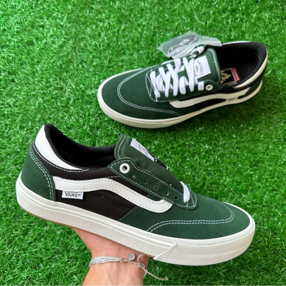 Vans Shoes - 🍀New Vans Gilbert Crocket Dark Green